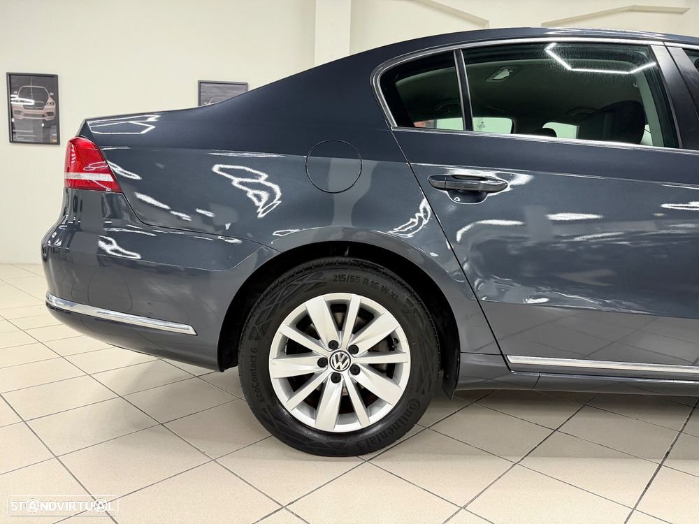 VW Passat 1.6 TDI Confortline - 5