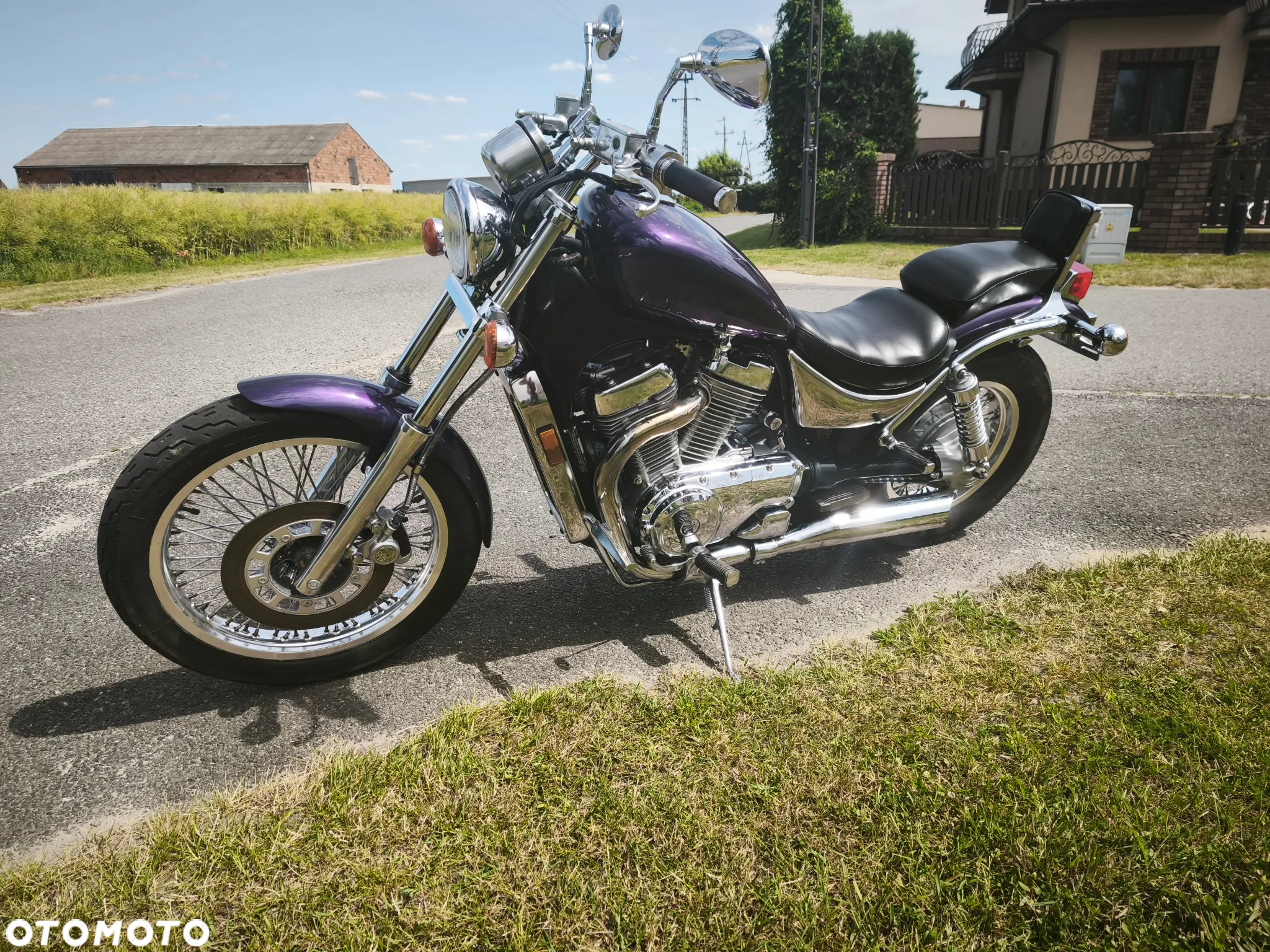 Suzuki Intruder - 7