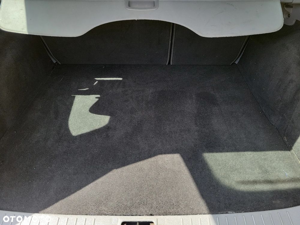 Ford Focus 2.0 16V Style+ - 25
