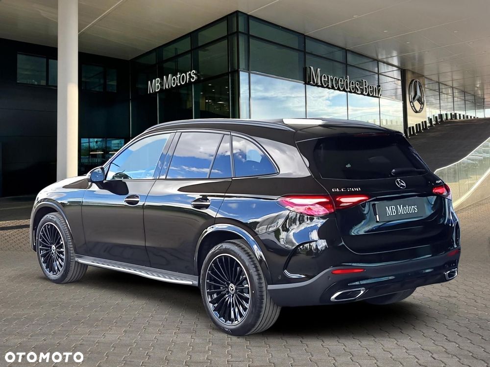 Mercedes-Benz GLC - 7