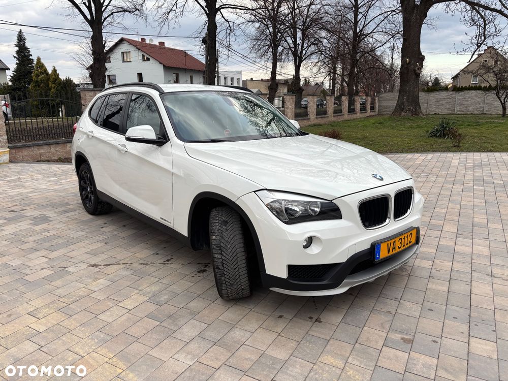 BMW X1 sDrive16d Sport Line - 9