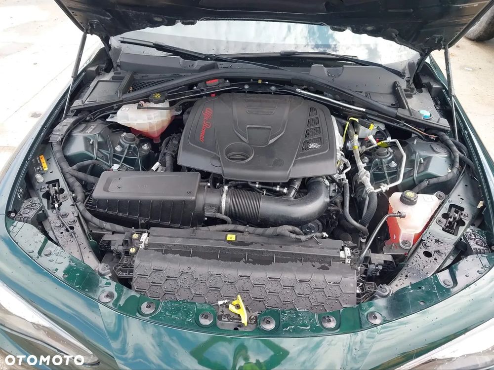 Alfa Romeo Giulia 2.0 Turbo TI Q4 - 10