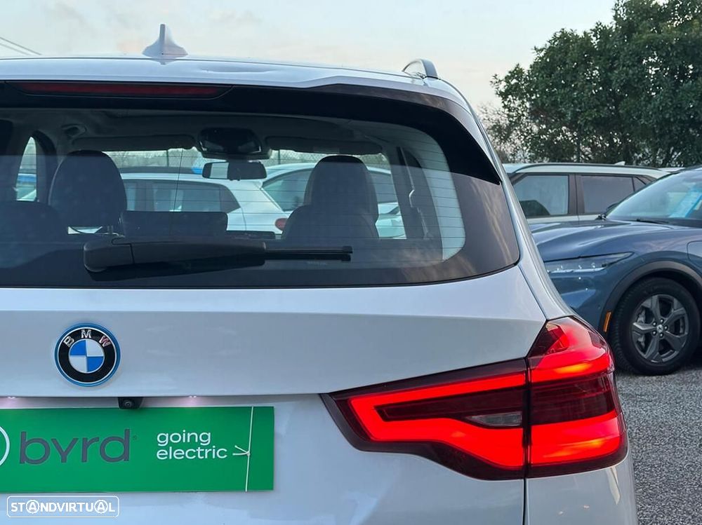 BMW iX3 M Sport Inspiring - 10