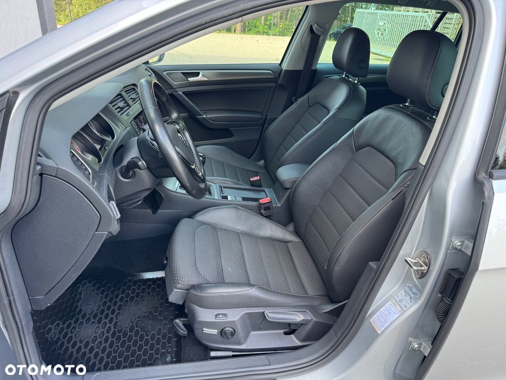 Volkswagen Golf 1.4 TSI BMT Highline - 17