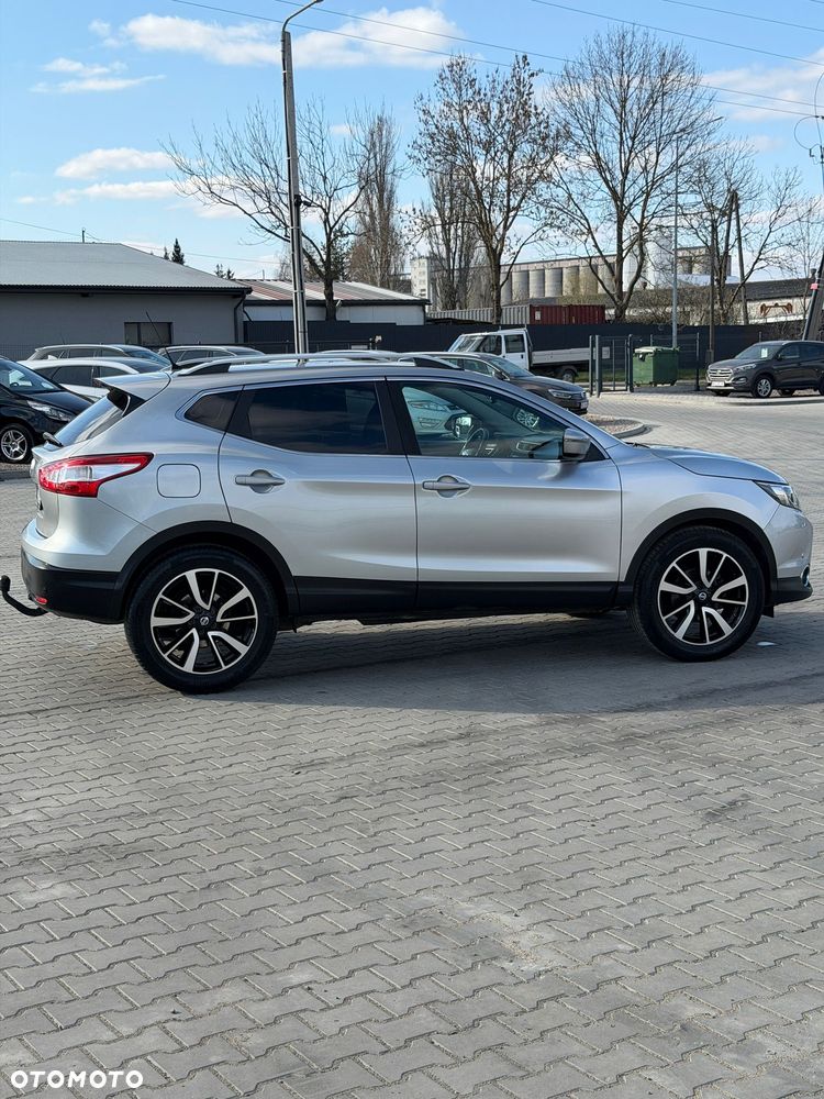 Nissan Qashqai 1.6 DIG-T N-Vision - 12
