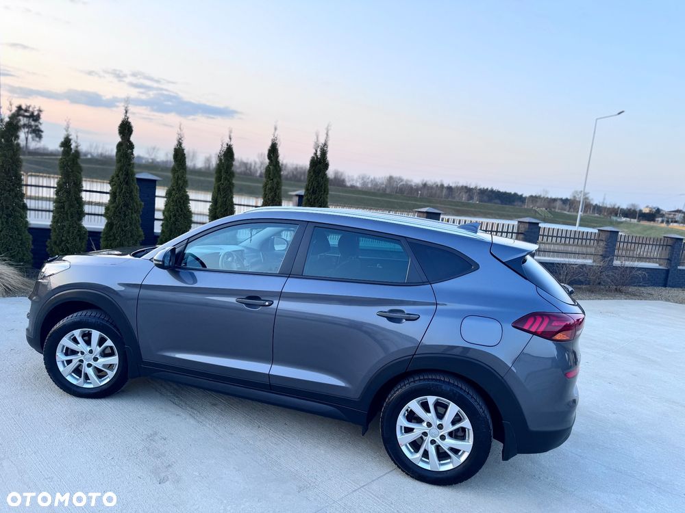Hyundai Tucson 1.6 GDI BlueDrive Design 2WD - 33