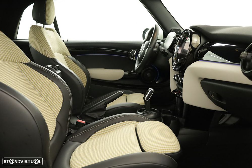 MINI Cabrio - 24