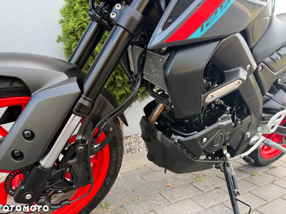 Yamaha MT - 38