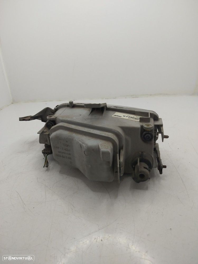 Farol/ Otica Dianteiro Dto Fiat Punto (176_) - 4