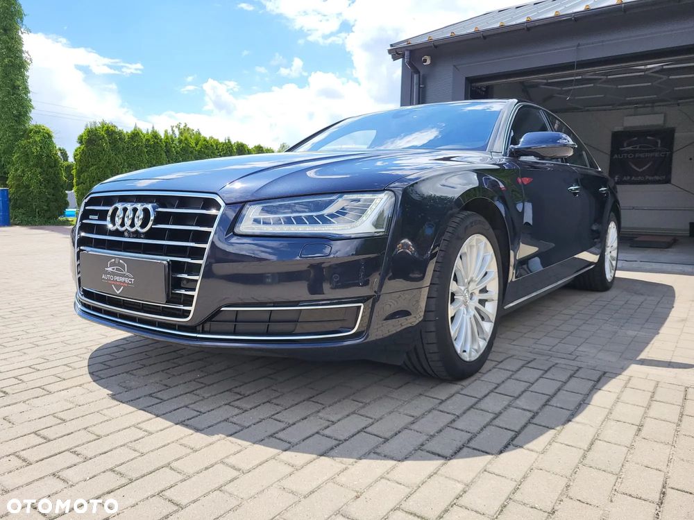 Audi A8 - 2