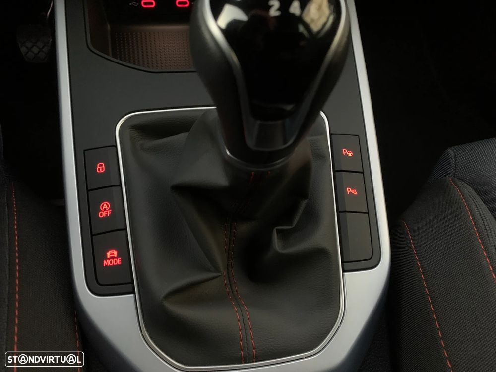 SEAT Arona 1.0 TSI FR - 31