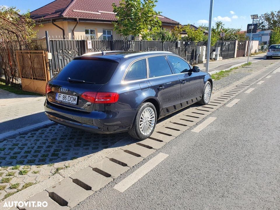 Audi A4 Avant 2.0 TDI ultra DPF Attraction - 3