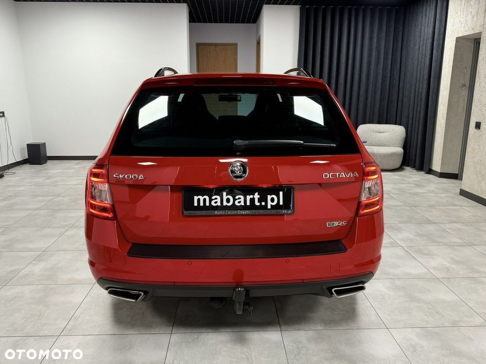 Skoda Octavia 2.0 TDI RS Challenge DSG - 4
