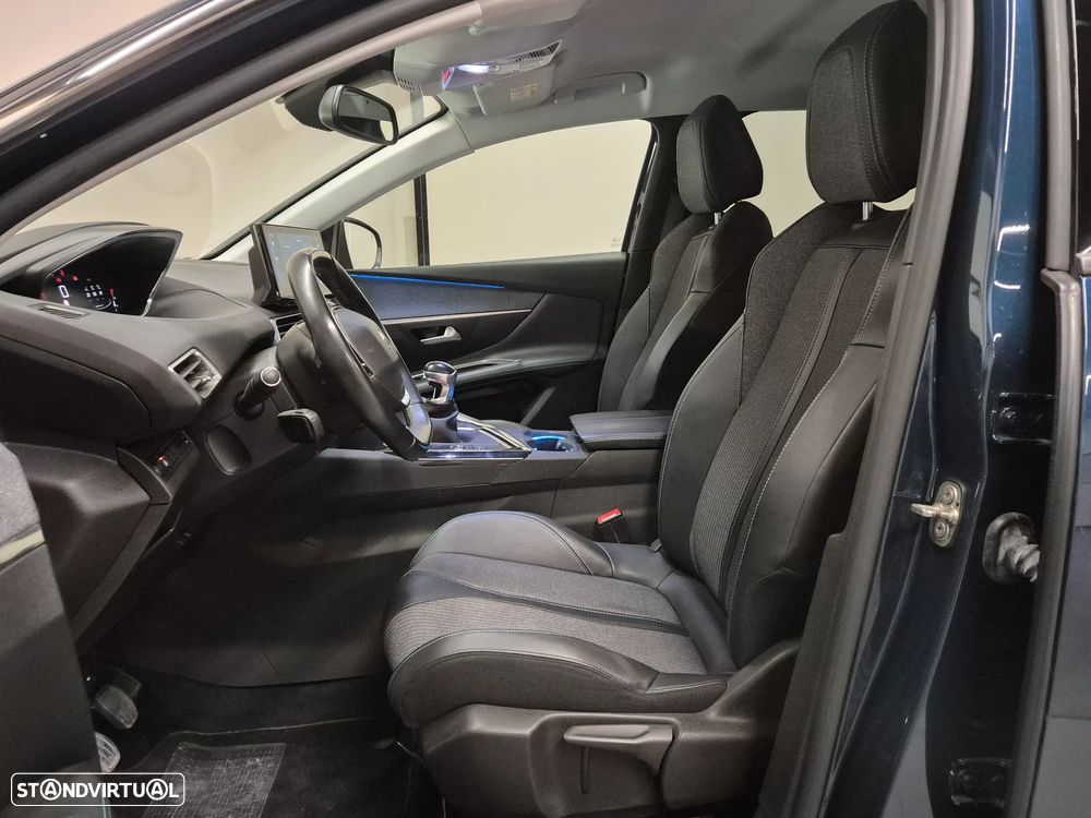 Peugeot 3008 1.2 PureTech Allure Pack - 22