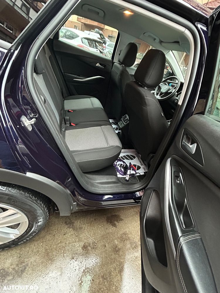 Opel Grandland X 1.2 Turbo START/STOP Aut. 2020 - 10