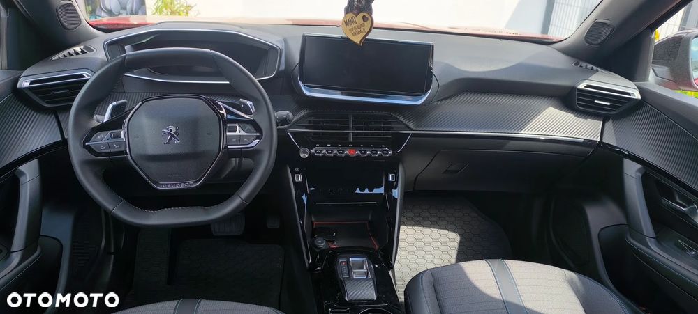 Peugeot 2008 PureTech 130 EAT8 Allure Pack - 12