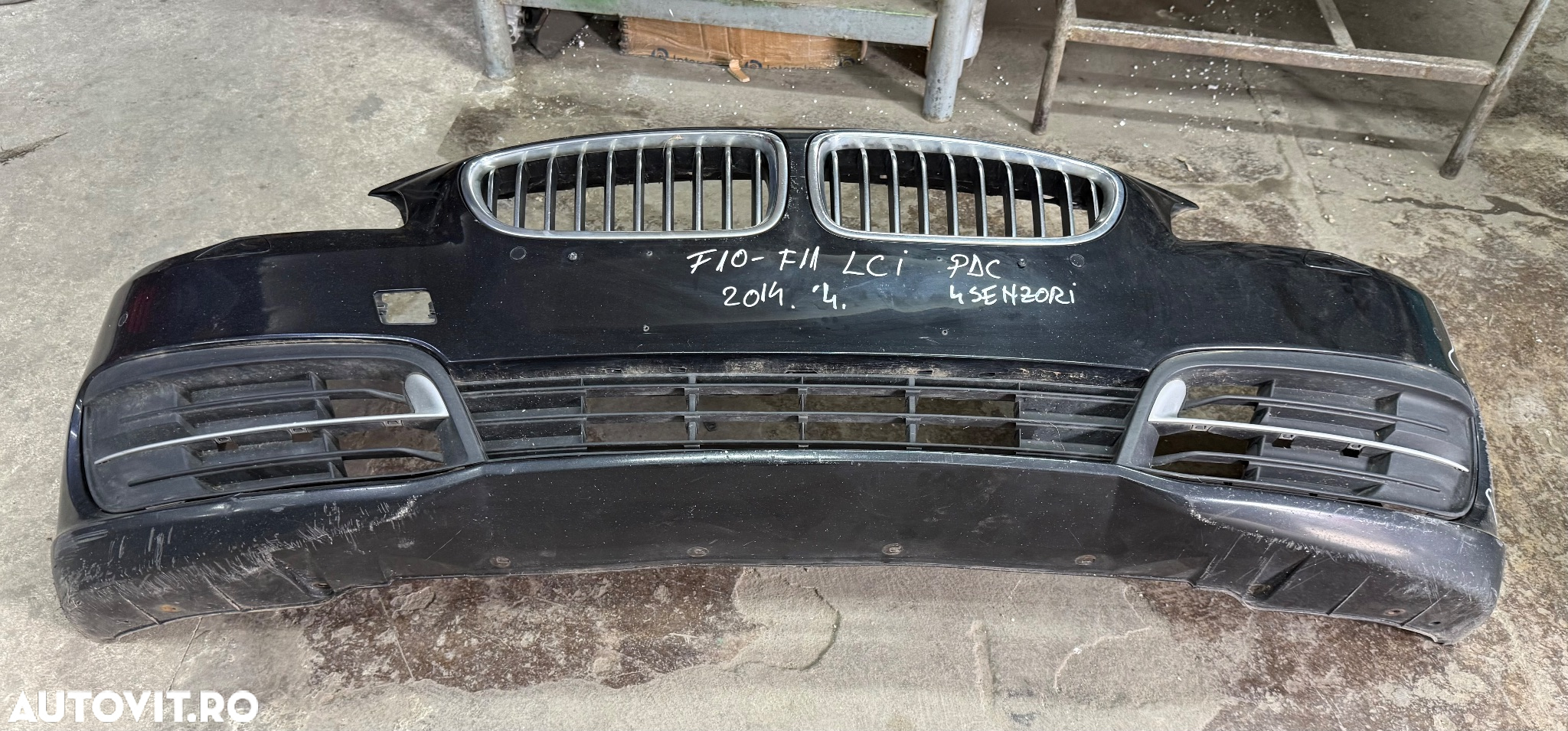 Bara fata completa BMW seria 5 F10-F11 LCI facelift an 2013-2016 cu 4 senzori si gauri spalatoare - 6