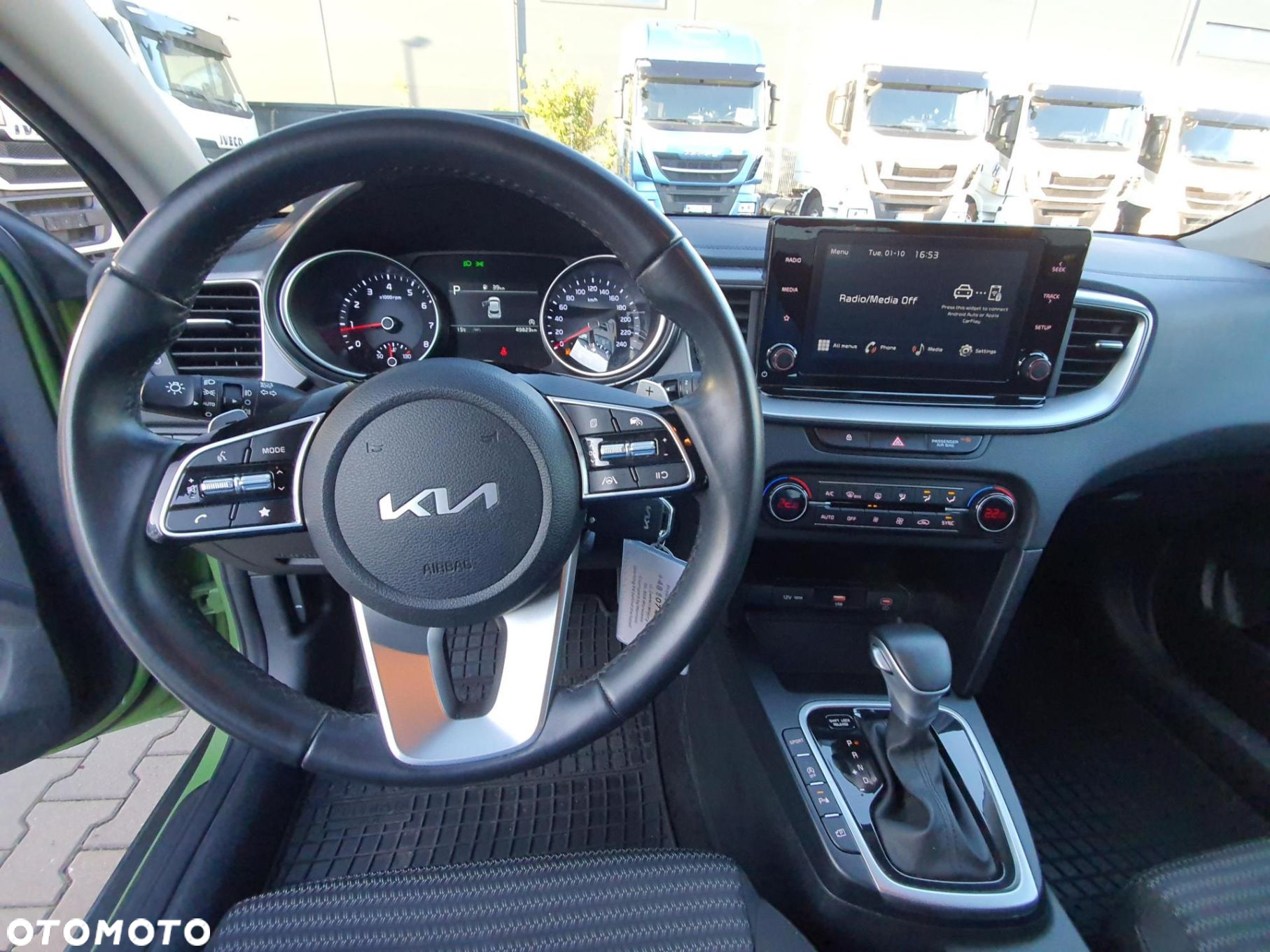 Kia XCeed - 13