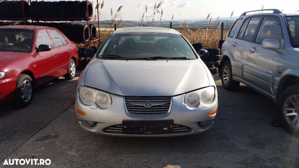 Dezmembrez Chrysler 300M - 3