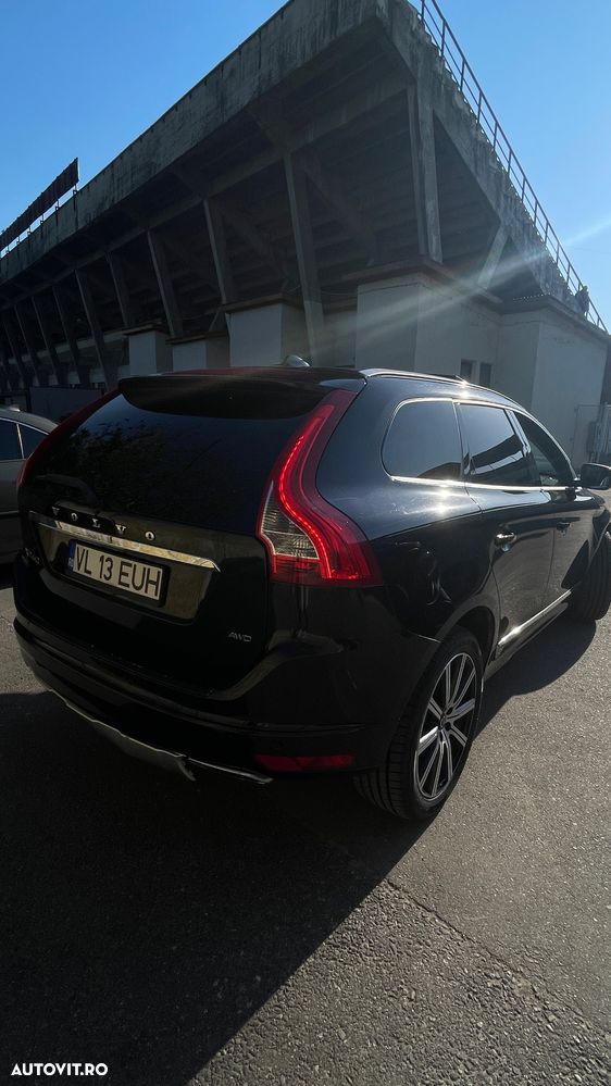 Volvo XC 60 D4 AWD Geartronic Summum - 3