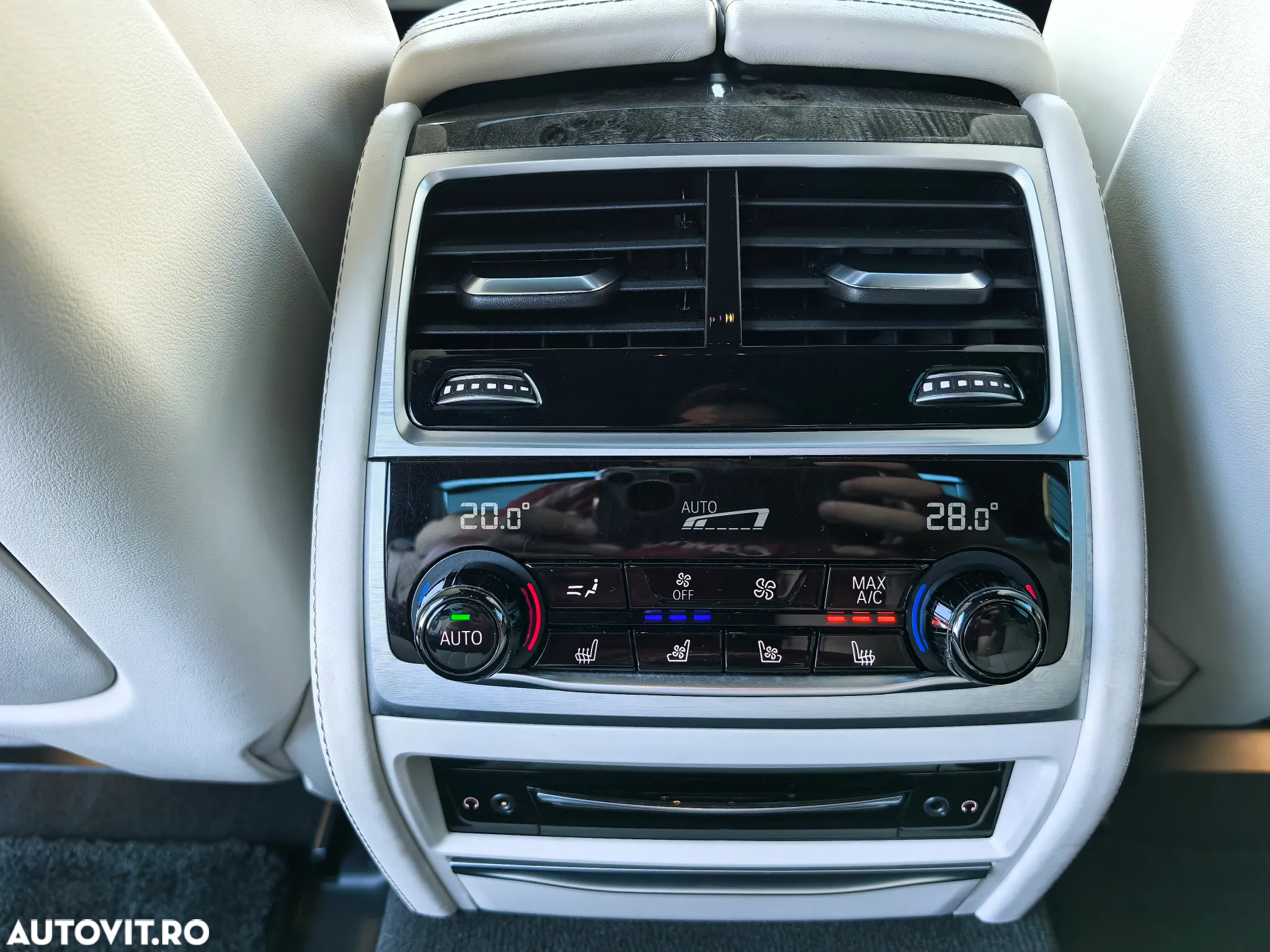 BMW Seria 7 750Ld xDrive - 34