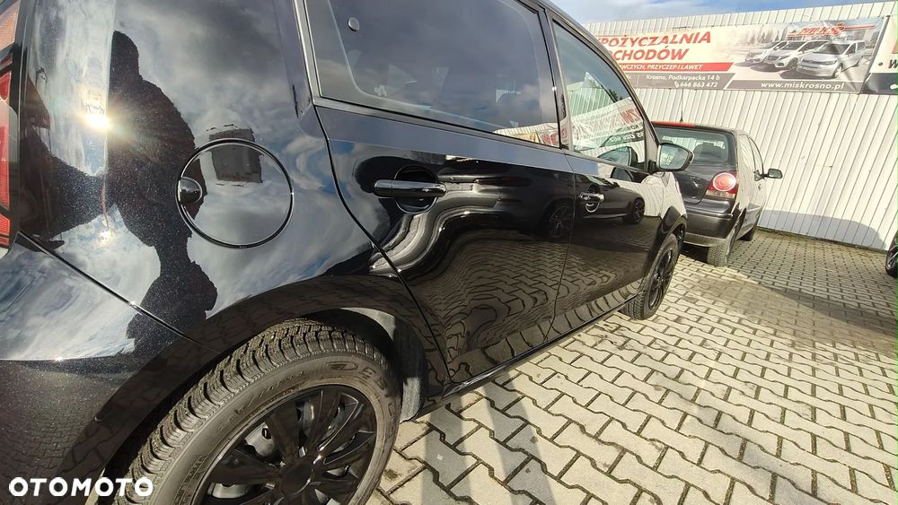 Volkswagen up! 1.0 take - 7