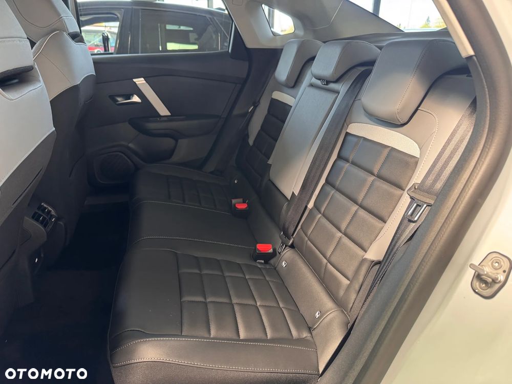 Citroën C4X 1.2 mHEV Max eDCT6 - 12