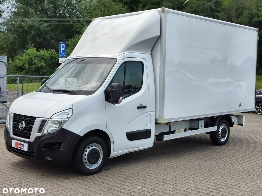 Nissan NV 400 - 3