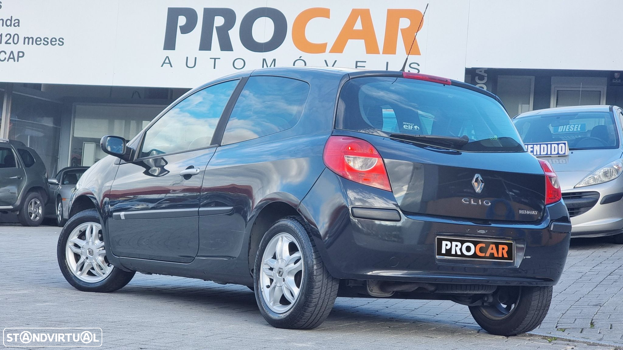 Renault Clio 1.2 16V Confort - 26