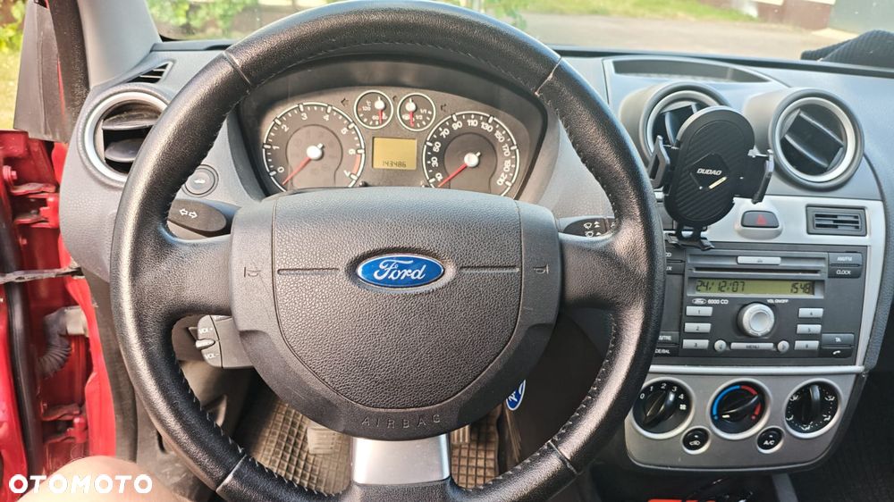 Ford Fiesta 1.3 - 7