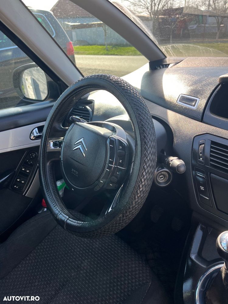 Citroën C4 Grand Picasso 1.6 HDi FAP Exclusive - 15