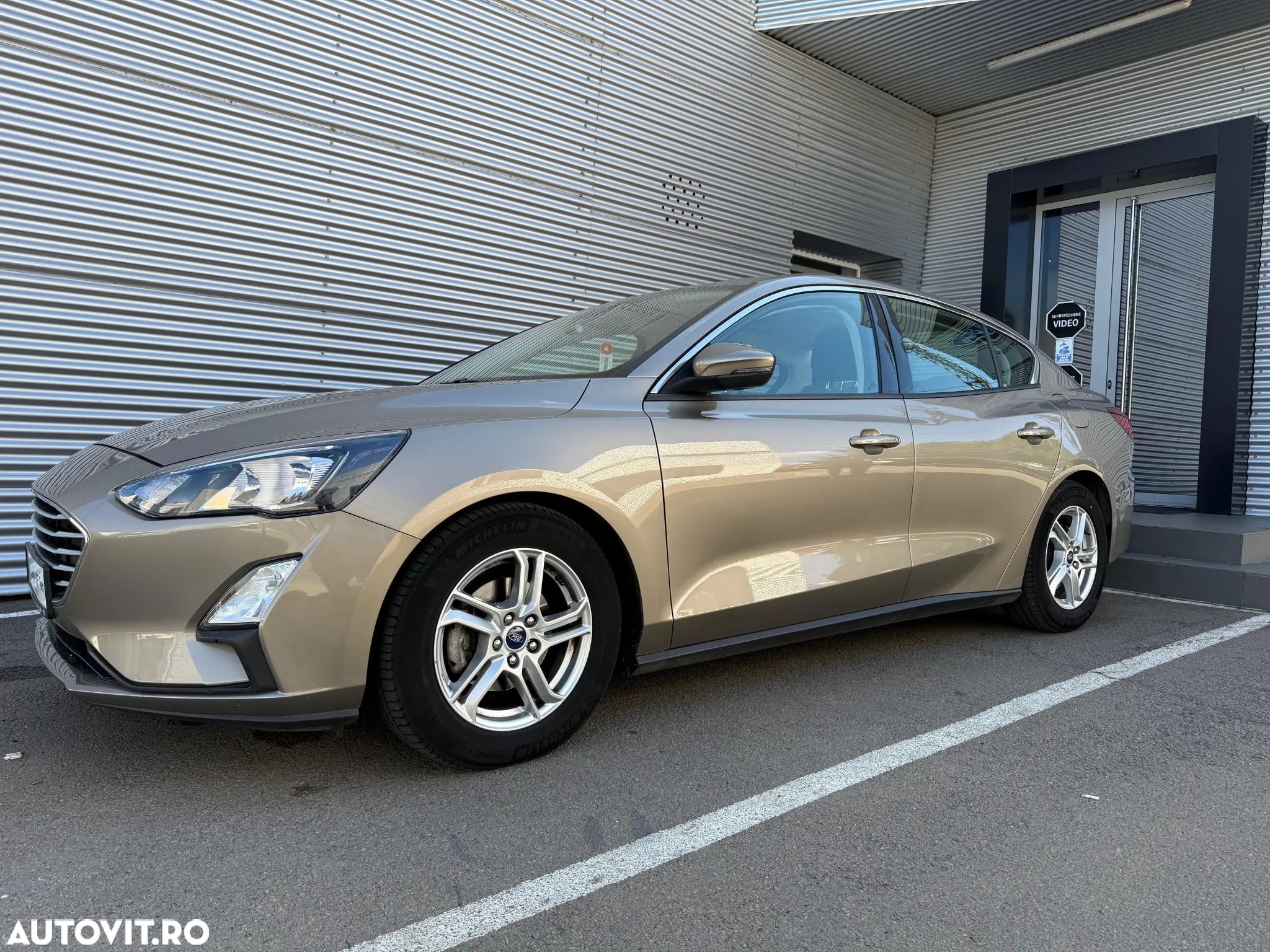 Ford Focus 1.0 EcoBoost Trend Edition - 1