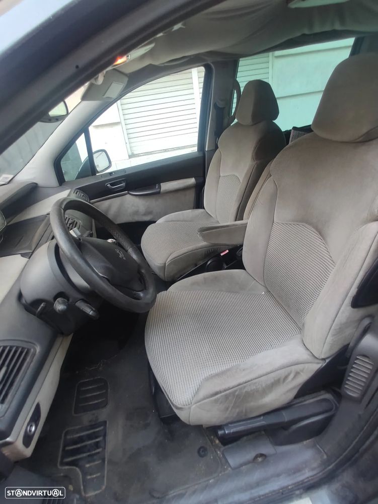 Peugeot 807 2.0 HDi Navteq - 8