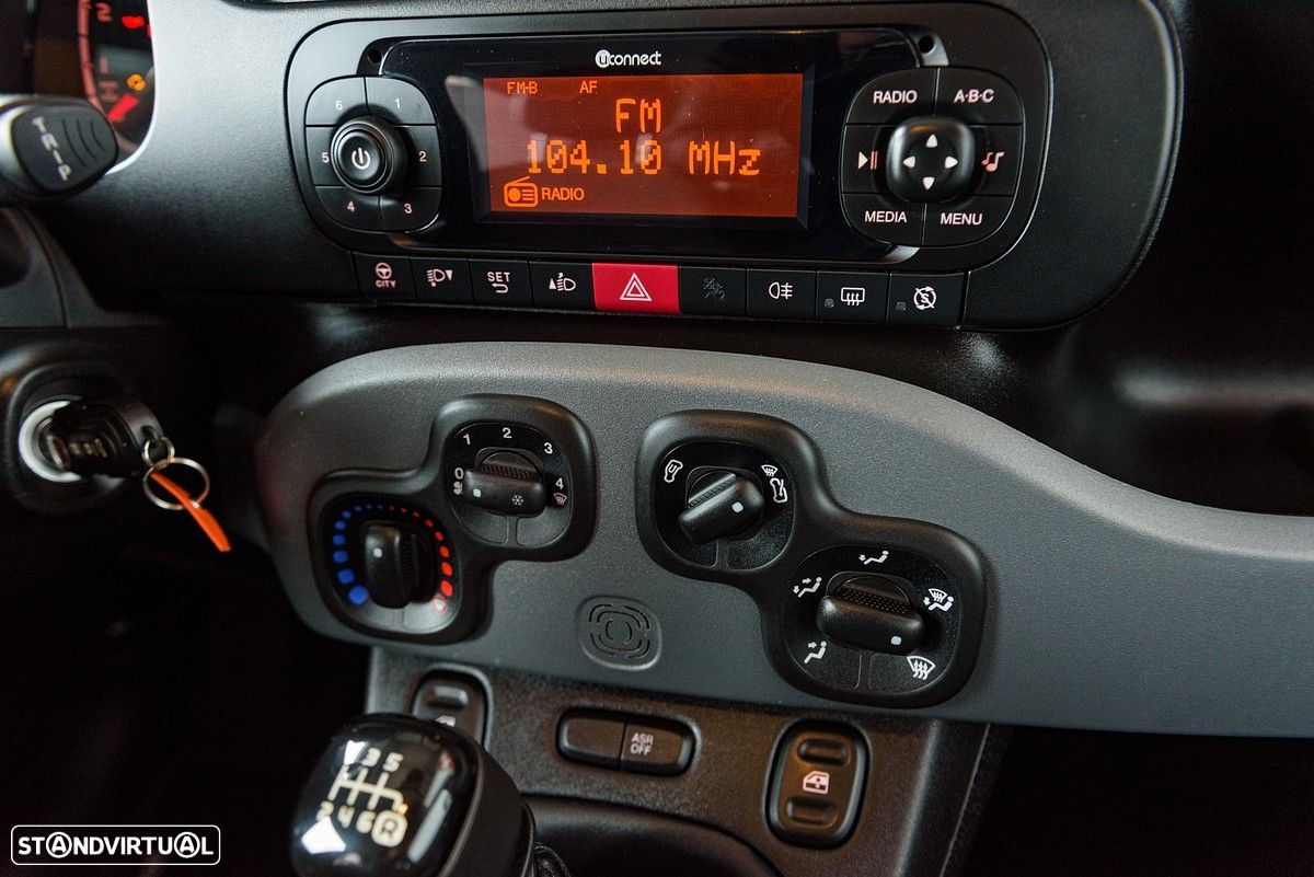 Fiat Panda 1.0 Hybrid City Life - 37