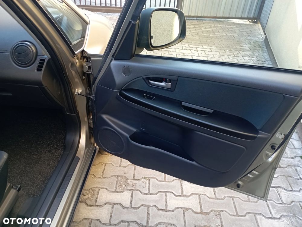 Fiat Sedici 1.6 16V 4x4 Luxury - 12