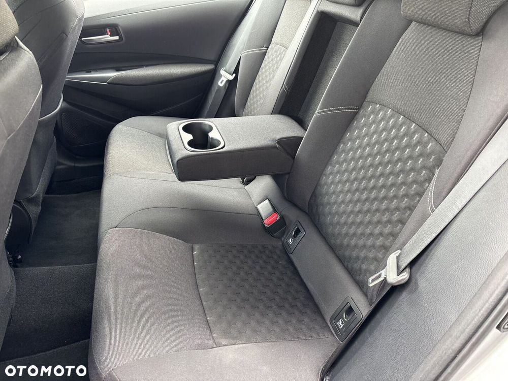 Toyota Corolla 2.0 Hybrid Comfort - 9