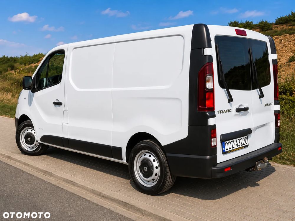Renault TRAFIC - 2