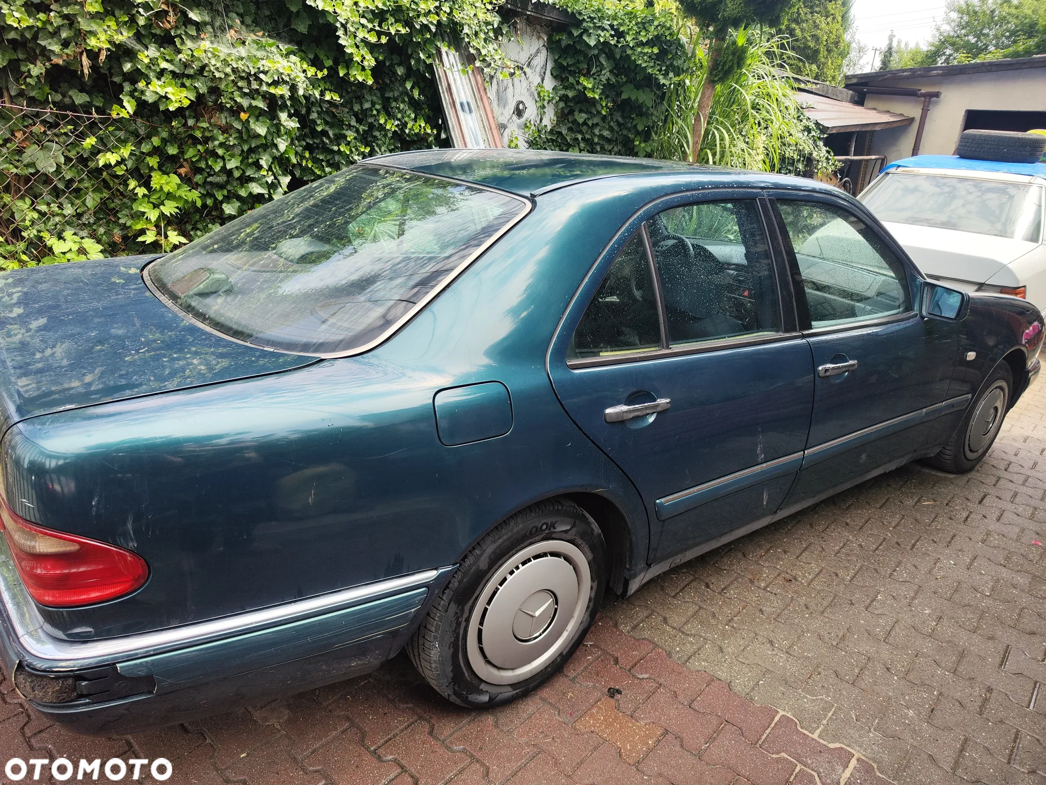 Mercedes-Benz Klasa E 220 D Elegance - 4