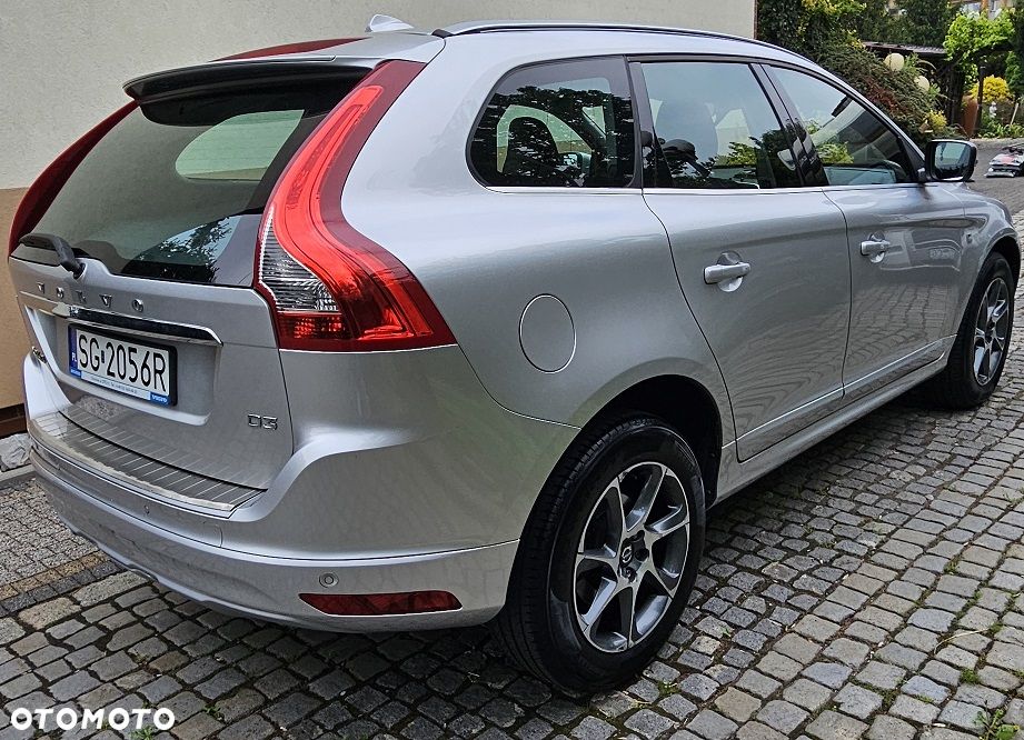 Volvo XC 60 D3 Drive-E Ocean Race - 3