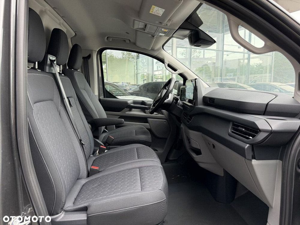 Ford transit-custom Limited Van 2.5 PHEV 232KM CVT FWD 320 L2 - 16