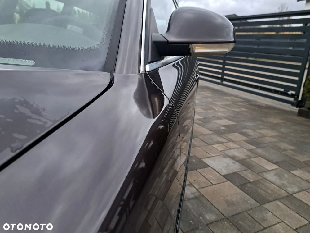 Volkswagen Passat - 8