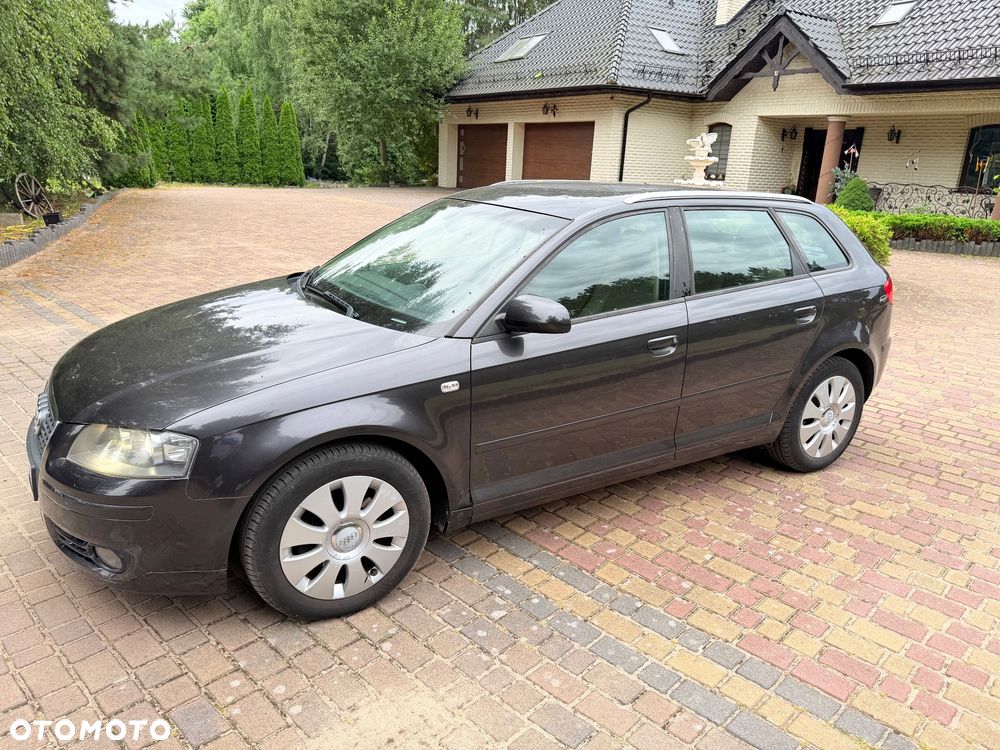 Audi A3 Sportback 2.0 TDI Attraction - 1