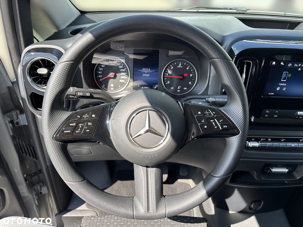 Mercedes-Benz Vito - 12