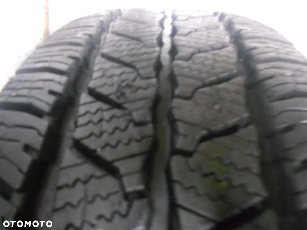 OPONA POJEDYNKA 205/75R16C CONTINENTAL VAN CONTACT WINTER DOT 3621 11MM - 2