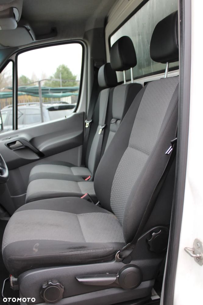 Volkswagen Crafter - 17