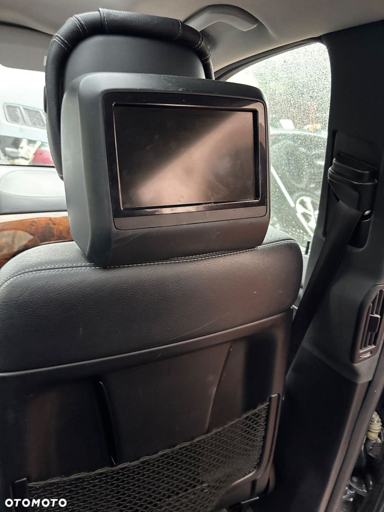 Mercedes-Benz GL - 26