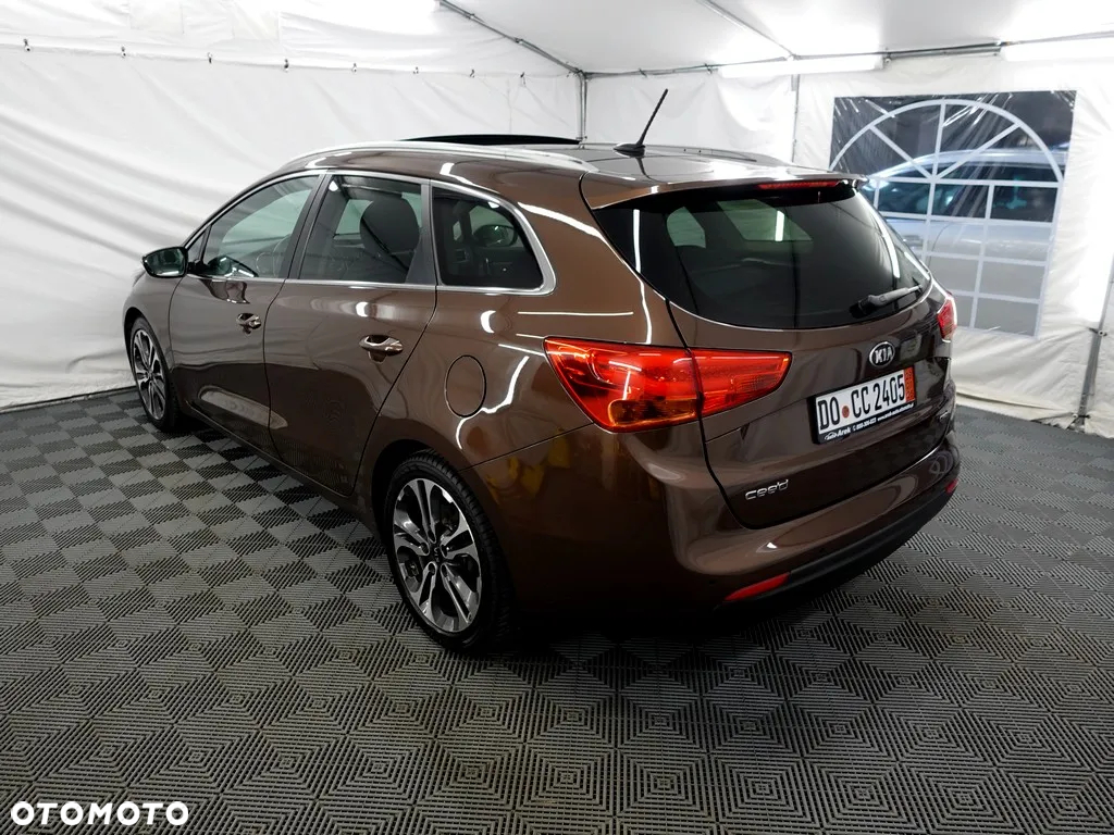 Kia Ceed Cee'd 1.6 CRDi Business Line - 4