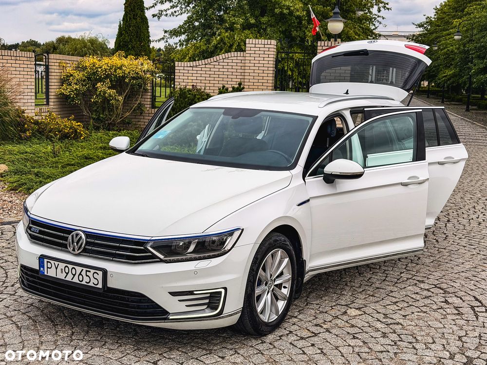 Volkswagen Passat - 6