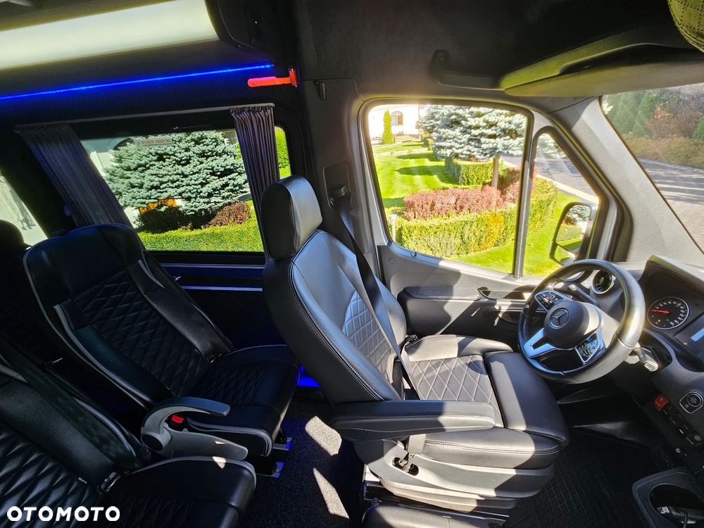 Mercedes-Benz Sprinter - 17
