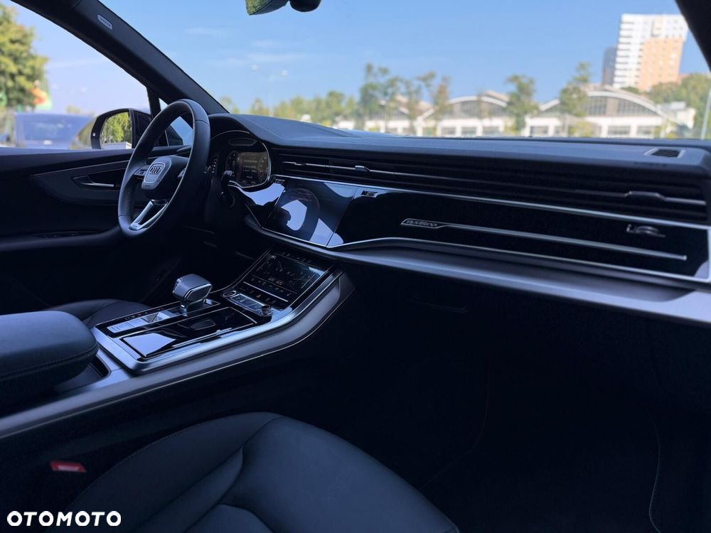 Audi Q7 - 36